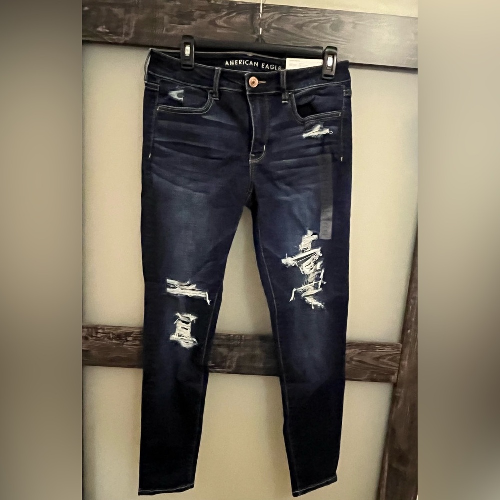 NWT Women’s  American Eagle Super Stretch Jegging